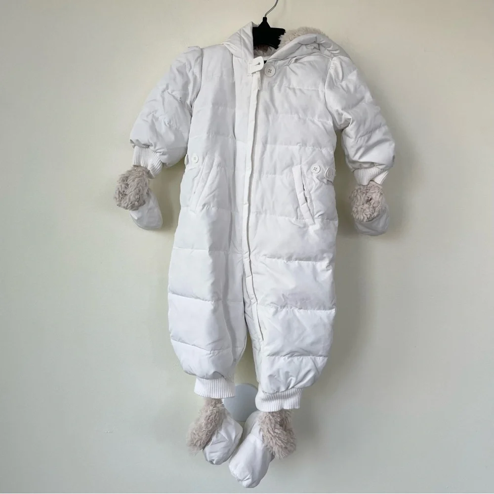 Baby Gap Down Filled Bunting Suit w Hood Mittens Booties 12-18 Months Ivory